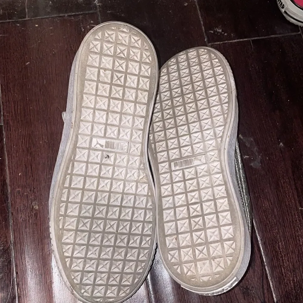 Puma silver sparkle sneaker women’s 7 - Picture 6 of 6